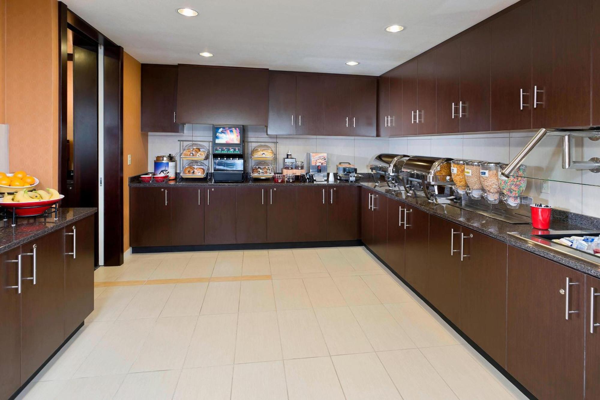 Residence Inn Bismarck North Extérieur photo