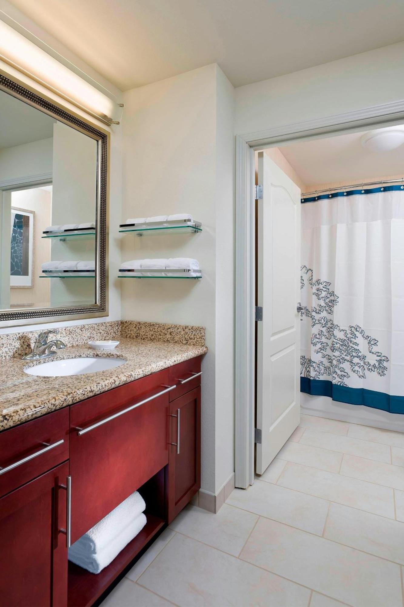 Residence Inn Bismarck North Extérieur photo